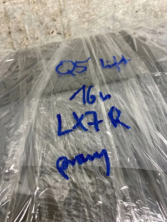 AUDI Q5 LIFT 8R OFFROAD HÖGER FRAMSKÄRM LX7R image 9