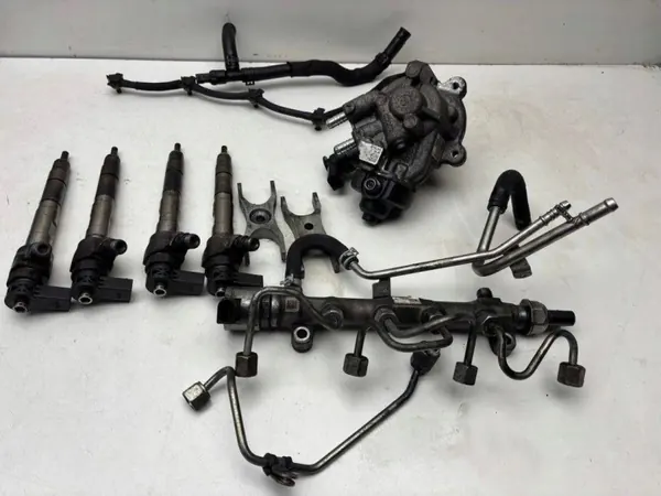 0445010537 Einspritzsystem-Satz für VW Passat B8 image 2