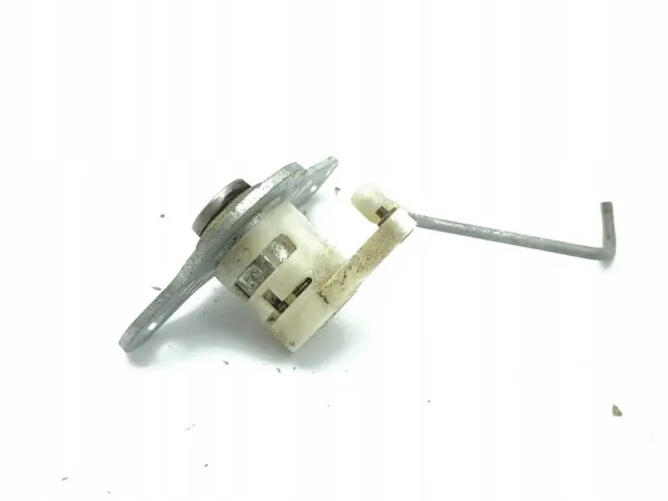 Insert de serrure porte droite Maserati Quattroporte 2008 OEM 242377 image 4