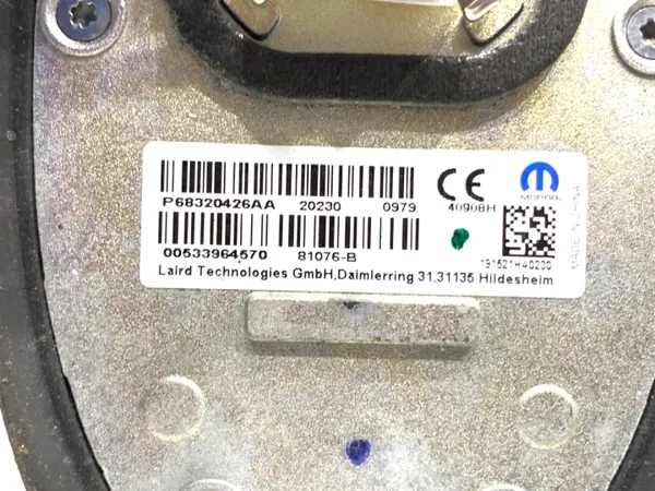 OEM P68320426AA-antenni Jeep Compass MP:lle image 4