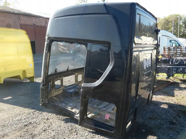 Cabine Scania S Super OEM 00,1 - État Utilisé image 3