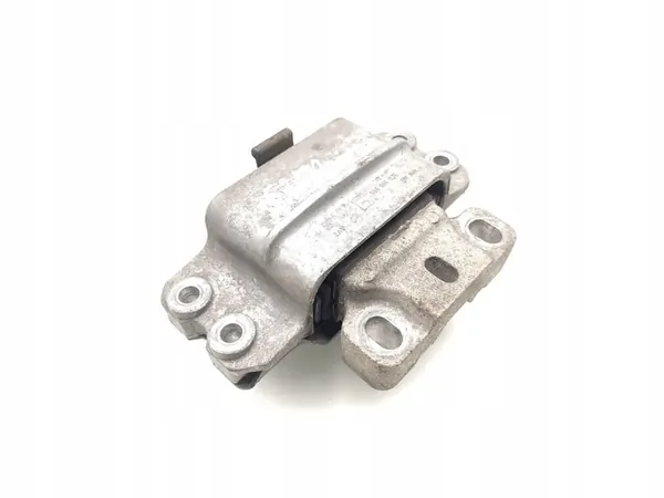 VW Passat Motorhalterung 1.6 TDI Diesel 2011 OEM 3C0199555P image 5