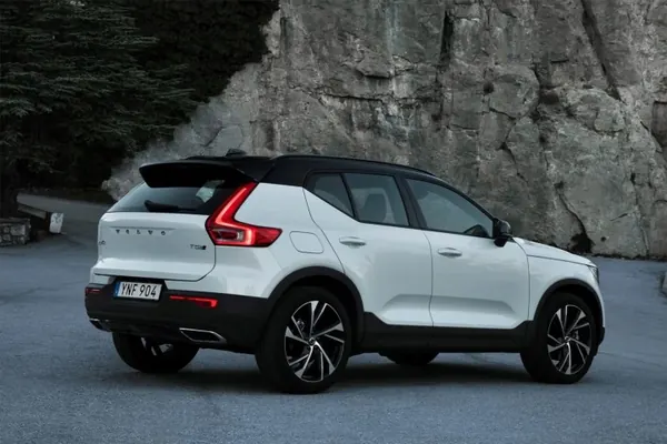 Volvo XC40 2023 Híbrido Tubo Filtro de Carvão OEM 32242222 image 4