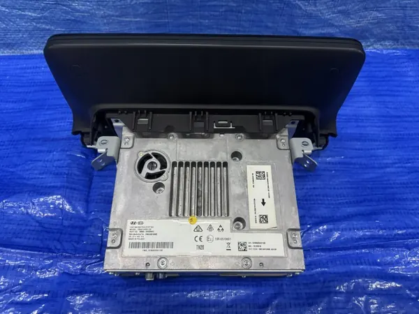 Hyundai Kona I Navigointinäyttö OEM 96560-K4620 image 6