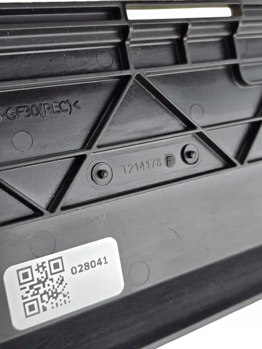 OEM 8095289 Radiator Montagelat BMW M3 image 5