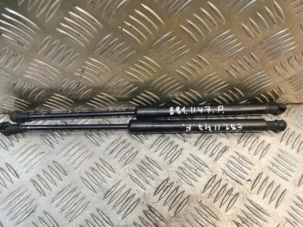 BMW 1 E81 E87 Vänster sida Motorhuv Aktuator OEM 7118370 image 3