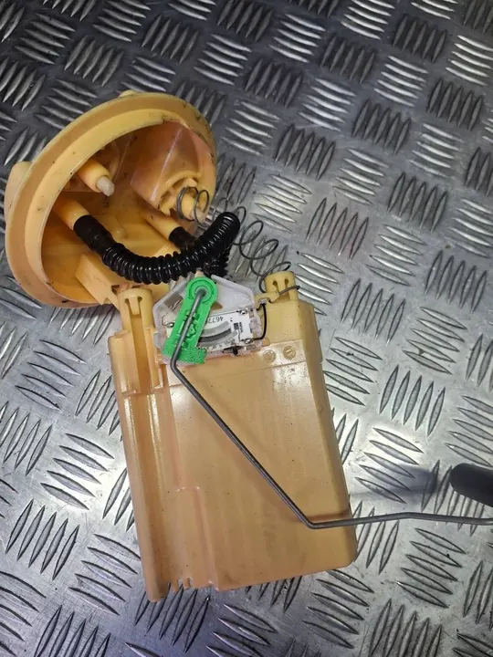 Bomba de combustível Renault Clio IV 2017 image 2