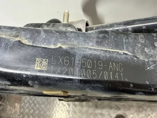 Pastilhas de travão dianteiras OEM LX6Z5019B Ford Escape image 9