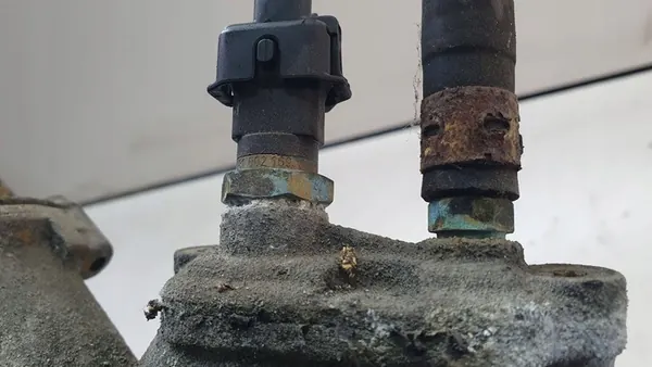 Opel Corsa C 1.2 Z12XE Termostaattikotelo 90570620 image 6