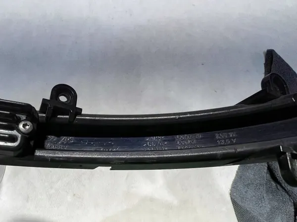 Oikea peili vilkku Audi Q7 OEM 4L0949102A image 5