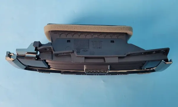 Chery Omoda 5 tuuletusritilä OEM T19C-G5301181 image 4
