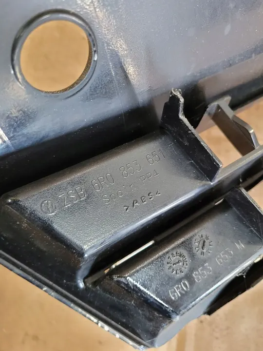 VW POLO V Grill 6R0853651T image 9