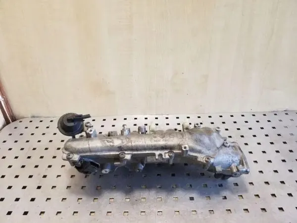Colector de admisión OPEL MERIVA 8973858235 1.7L Diésel 2010 image 4