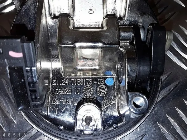 Poignée de couvercle arrière BMW 1 Series E87 2006 image 3