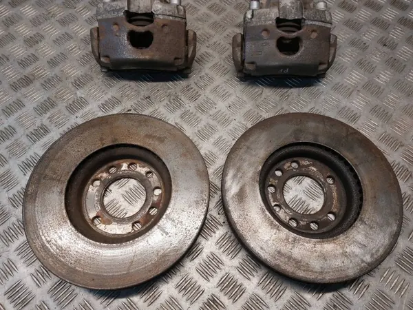 Kit Frein Arrière OEM TARCZE - Disques + Plaquettes image 3