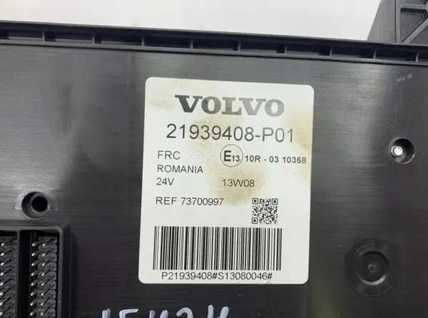 Volvo Sicherungskasten OEM 73700997 - Gebrauchter Zustand image 6