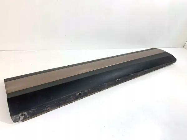 OEM K8D221064A Etu Oikea Ovisuojus Land Rover image 4