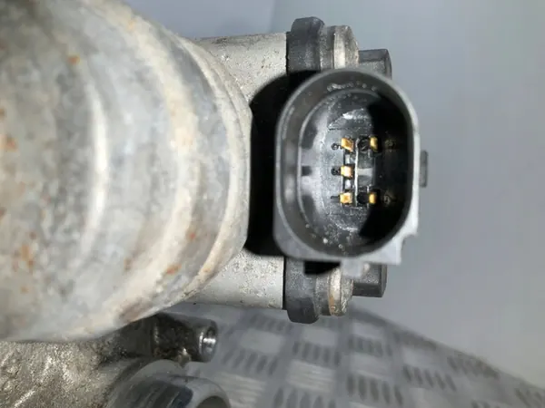 Turbine Seat Leon 2013 04E145704P image 4