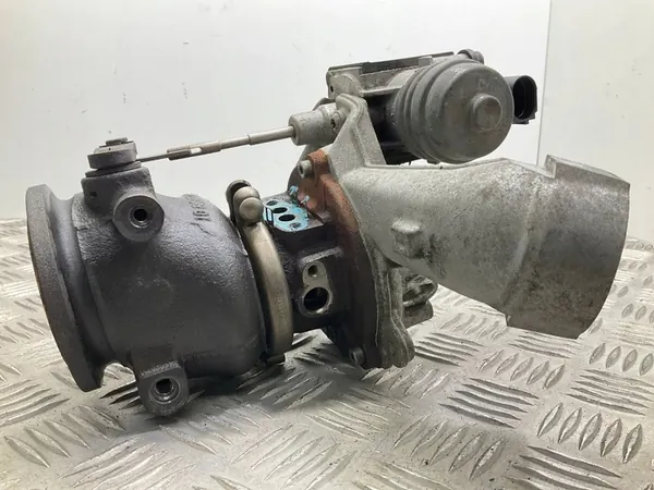 Turbine Seat Leon 2013 04E145704P image 5