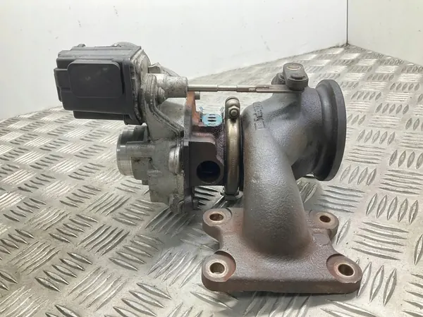 Turbine Seat Leon 2013 04E145704P image 7