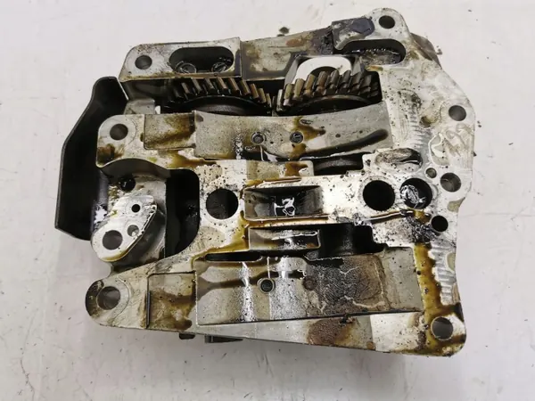 Toyota öljypumppu OEM AMD105014 Corolla Versolle image 4