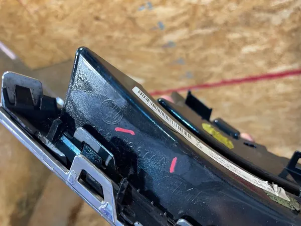 VW Arteon 17-20 R-Line Griglia Paraurti Anteriore Cromata OEM image 9