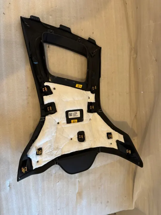 OEM 84972563 Console Overlay voor Chevrolet C8 image 3