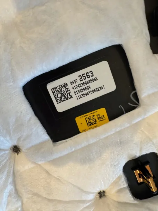OEM 84972563 Console Overlay voor Chevrolet C8 image 4