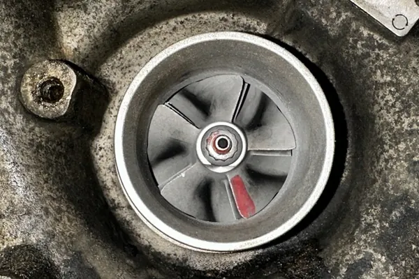 Turbocompresor BMW 7 (E65, E66, E67) 3.0L diésel image 4