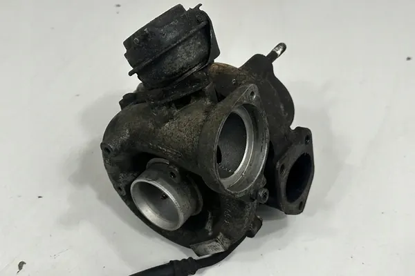 Turbocompresor BMW 7 (E65, E66, E67) 3.0L diésel image 5