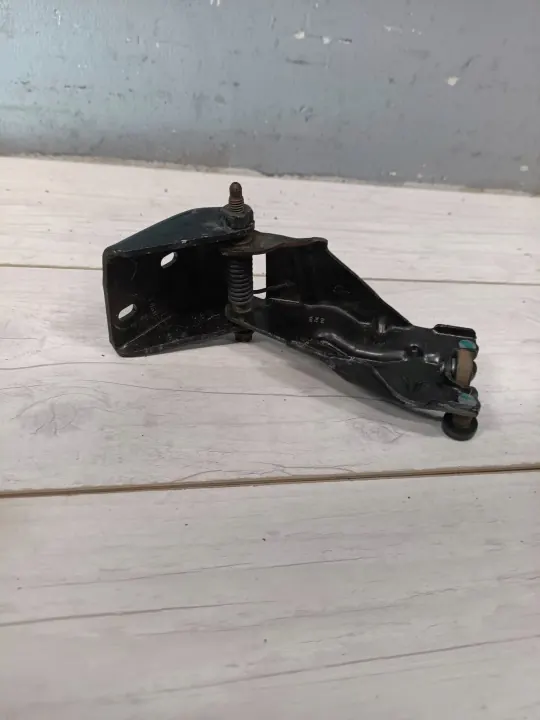 Módulo de puerta corredera Chrysler OEM 68079909AB image 9
