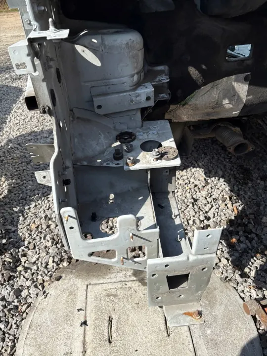 OEM 14-DV369 Höger Framlångbalk Renault Trafic image 3