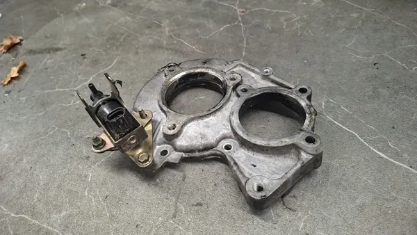 Capa de distribuição Mazda 6 GG 2.0 CITD RF2A image 1