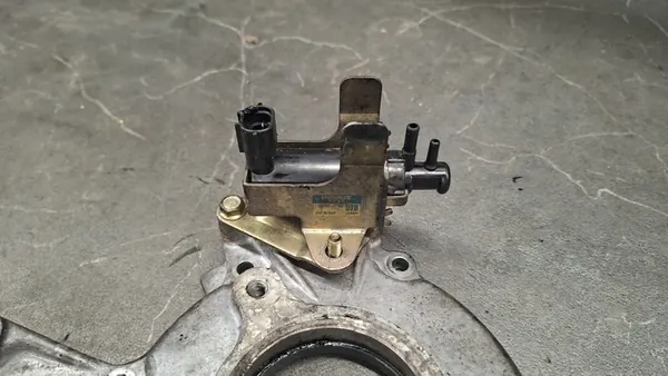 Capa de distribuição Mazda 6 GG 2.0 CITD RF2A image 2