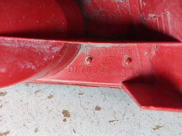 Luz trasera derecha Renault Twingo I 2002 image 8