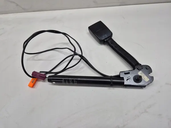 Tendeur de ceinture de sécurité gauche Ford C-Max Mk1 image 1