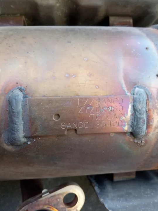 Auspuff Schalldämpfer Lexus NX 300h OEM FRVRR image 10