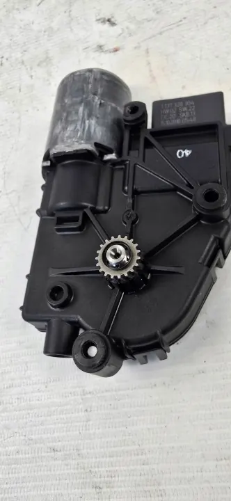 Motor de techo solar Audi Q5 OEM 8R0959591A - Usado image 5