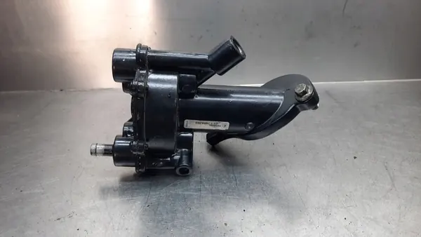 IMUPUMPPU PIERBURG FORD FOCUS MK1 1.8 TDDI image 2