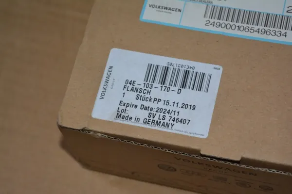Anel de vedação de eixo OEM 04E103170D - Estado usado image 3