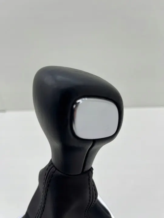 Volvo XC40 Manchon Levier Vitesse OEM 31492677 image 6