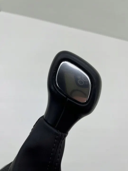 Volvo XC40 Manchon Levier Vitesse OEM 31492677 image 8