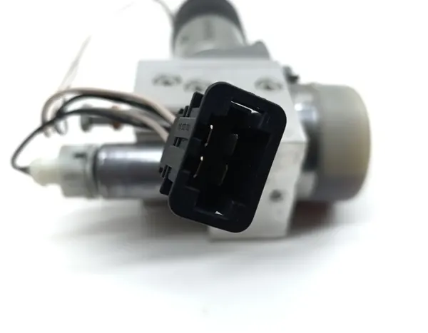 VW Hydraulpump Klaff OEM 70074-015K Begagnad image 3