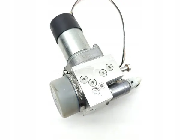 VW Hydraulpump Klaff OEM 70074-015K Begagnad image 4