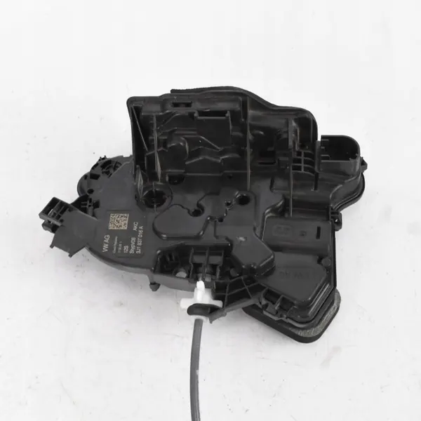 OEM 3J1837016A Höger Framdörrlås - Begagnad image 4