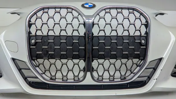 Paraurti anteriore BMW 4 G22 G23 6x PDC image 3