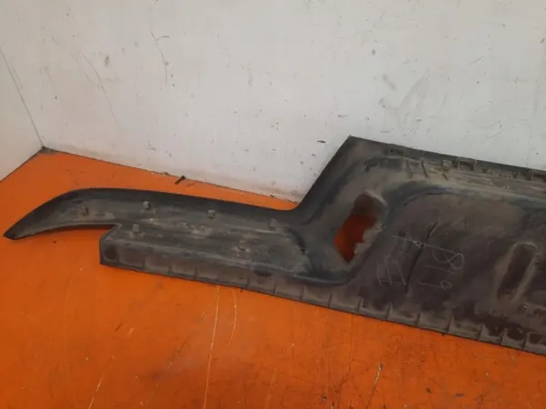 Marchepare-chocs arrière Ford Ranger III OEM 83850G3010 image 5