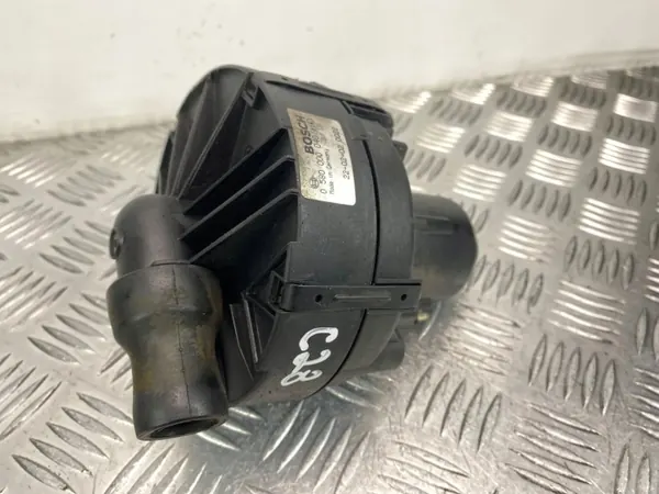 Pompe à air secondaire Mercedes OEM 0580000040 image 2
