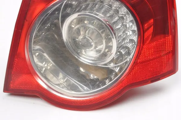 Lámpara Trasera Derecha Volkswagen Passat B6 Sedán 3C5945096C image 3