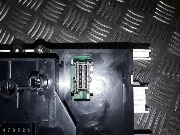 Module de contrôle climatique Mercedes A 2001 image 5